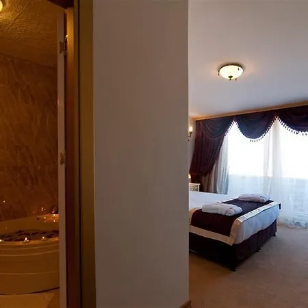 Hotel Vali