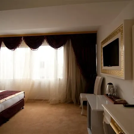 Vali Hotel