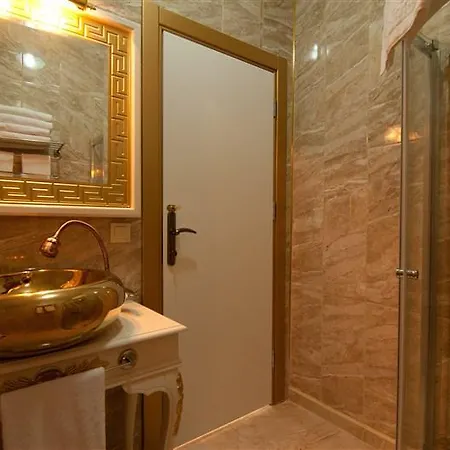Vali Hotel